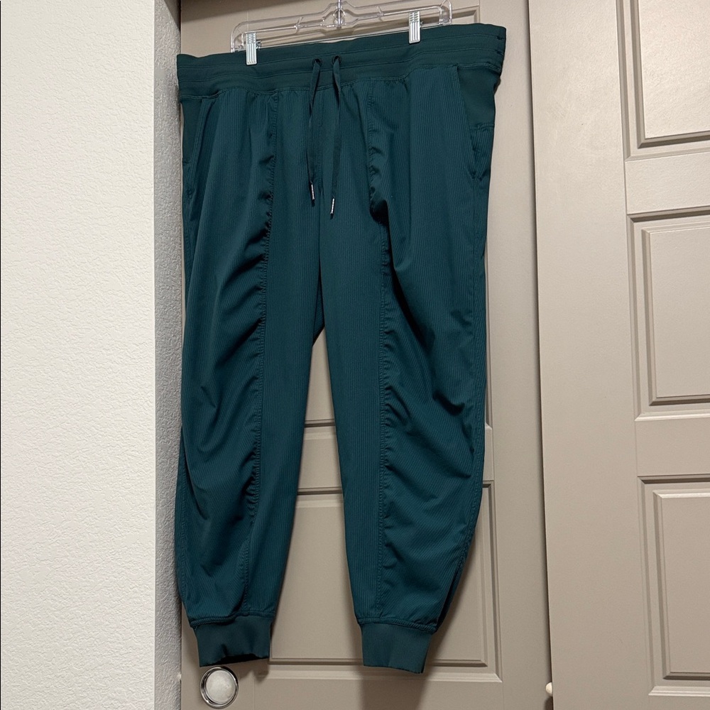Lululemon Dance Studio Jogger -Teal